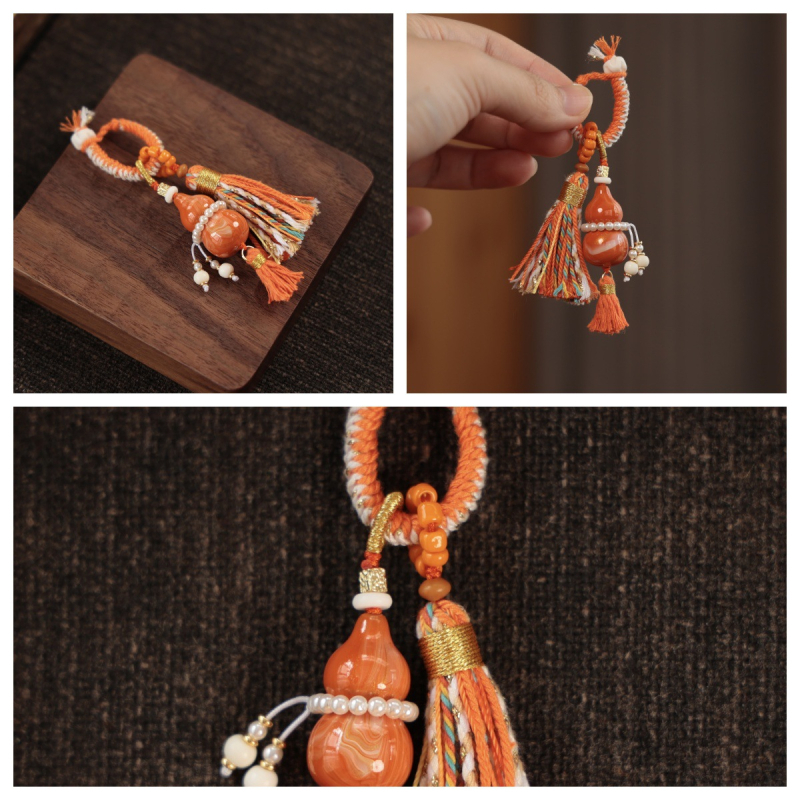 Lakots kulons ar ķirbja formas somām, tālruņiem un atslēgām — oriģinālais dizains, pavasaris 2024, SH3141