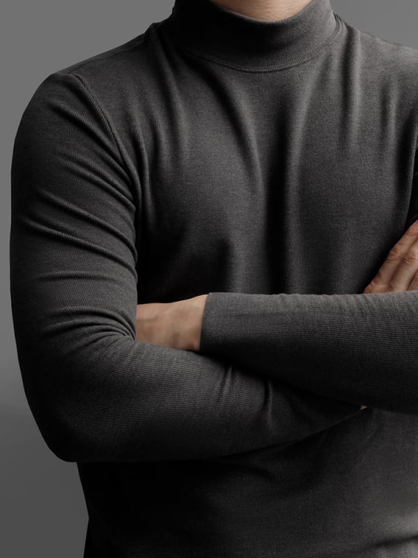 Muška termalna baza majica sa stojećim ovratnikom, dvostrano flis unutarnja, dugi rukav, poliester-elastan mješavina