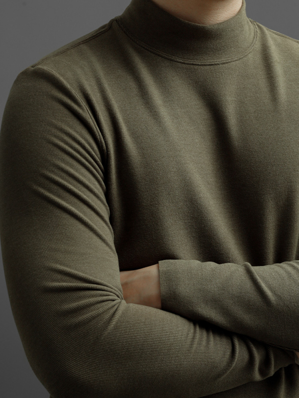 Muška termalna baza majica sa stojećim ovratnikom, dvostrano flis unutarnja, dugi rukav, poliester-elastan mješavina