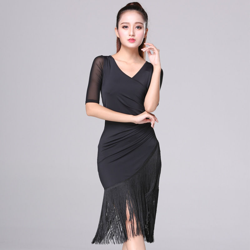 Sievietēm paredzēta Latīņu deju kleita ar fringēm – moderns deju tērps, Milk Silk Modal (92%), piemērots skatuvei un praksei