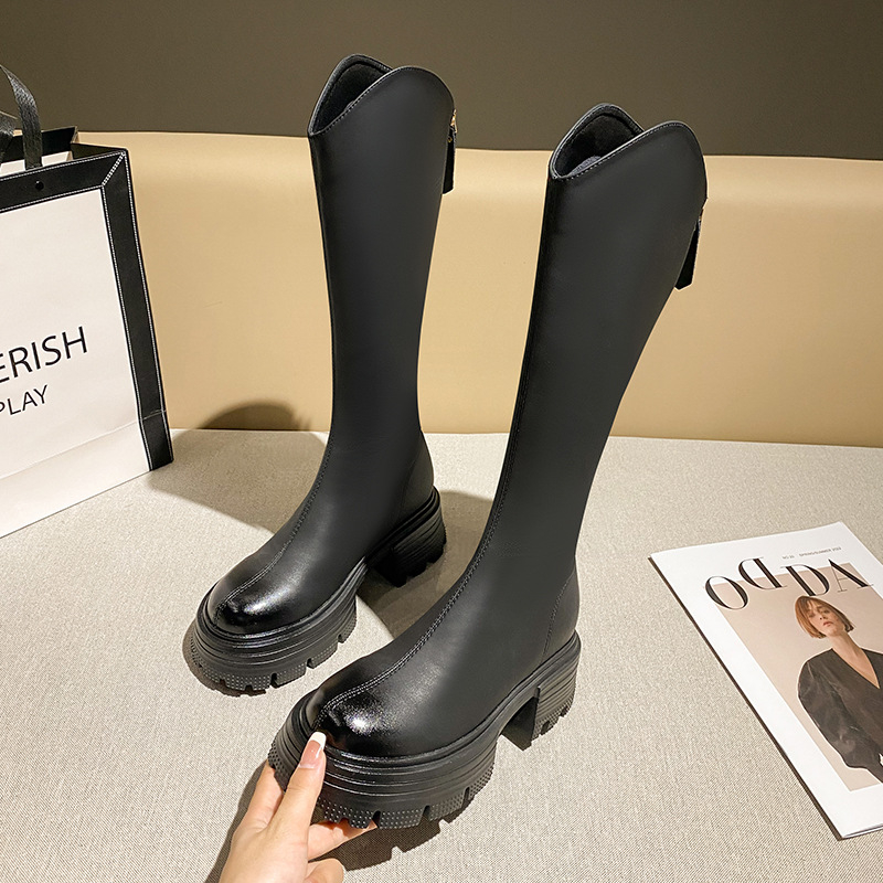 Ghete de fashion în stil coreean, până la genunchi, partea superioară din microfibră, toc gros 6–8 cm, închidere cu fermoar pe spate