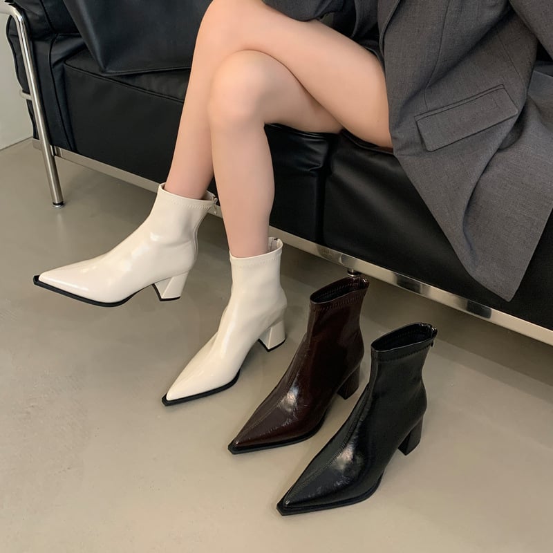 Moterų trumpi batai su smailiu nosimi ir užtrauktuku nugaroje, PU viršus, guma padas, 6–8 cm storas kulnas, rudens-žiemos 2025