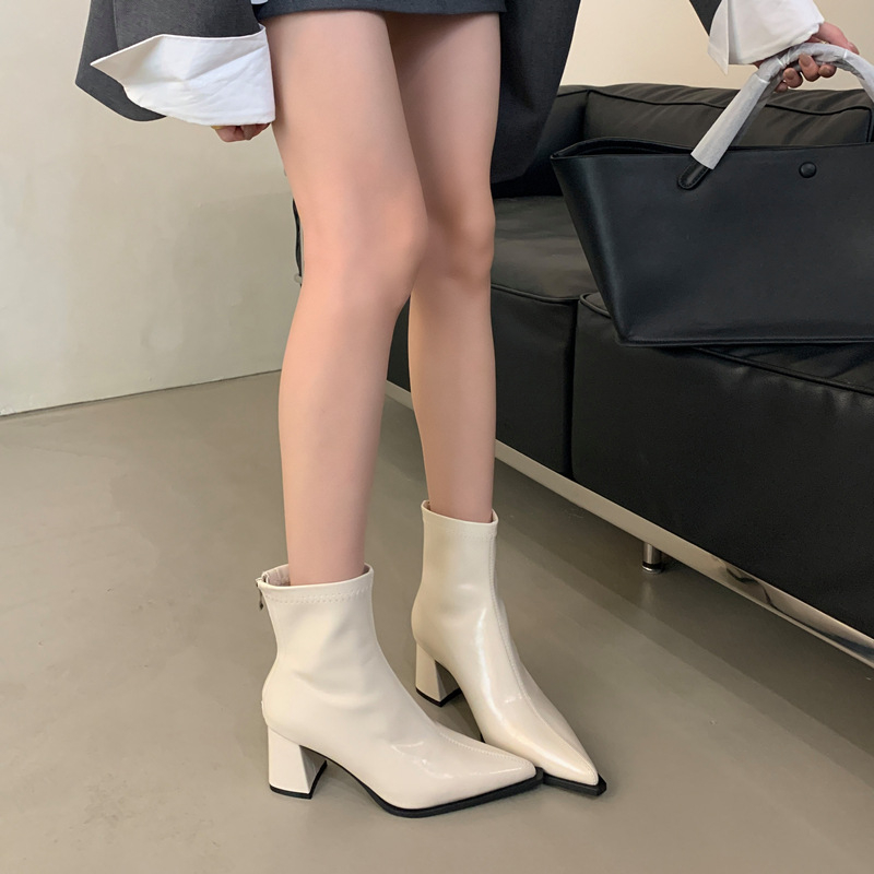 Moterų trumpi batai su smailiu nosimi ir užtrauktuku nugaroje, PU viršus, guma padas, 6–8 cm storas kulnas, rudens-žiemos 2025