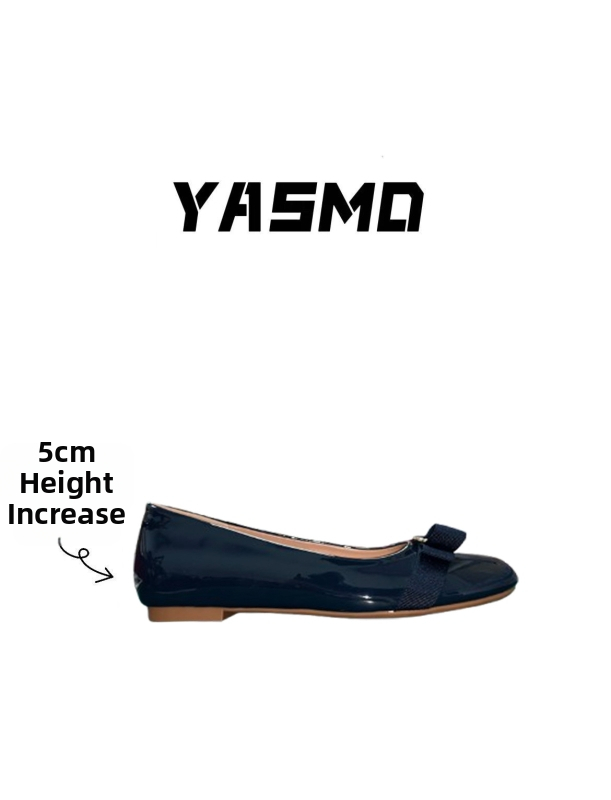 Naiste kingad lipsuga, madal konts kuni 3 cm, ümmargune varvas, ülaosa kahes kihti lambanahast, sisemus lambanahk, tald kumm