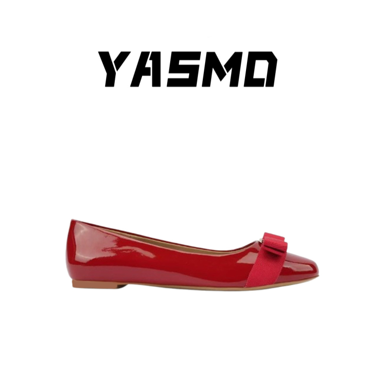 Naiste kingad lipsuga, madal konts kuni 3 cm, ümmargune varvas, ülaosa kahes kihti lambanahast, sisemus lambanahk, tald kumm