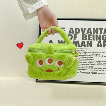 Kozmetička torbica (japanskog stila, pliš materijal, motiv anime crtića, velika zapremina, prenosna)