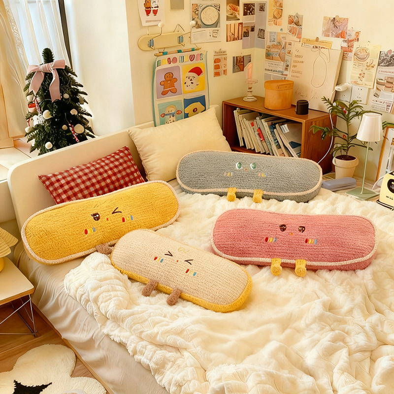 Plišani jastučić sa zvjezdama, mjesecom i oblacima, punilo PP pamuk, kratka pliš, mogućnost prilagodbe uzoraka