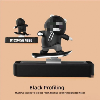 Automašīnas paneļa dekors ar lāci uz slidinoša skeita dēļa, karikatūras stilā, sakausējuma materiāls, dzīvnieku dizains