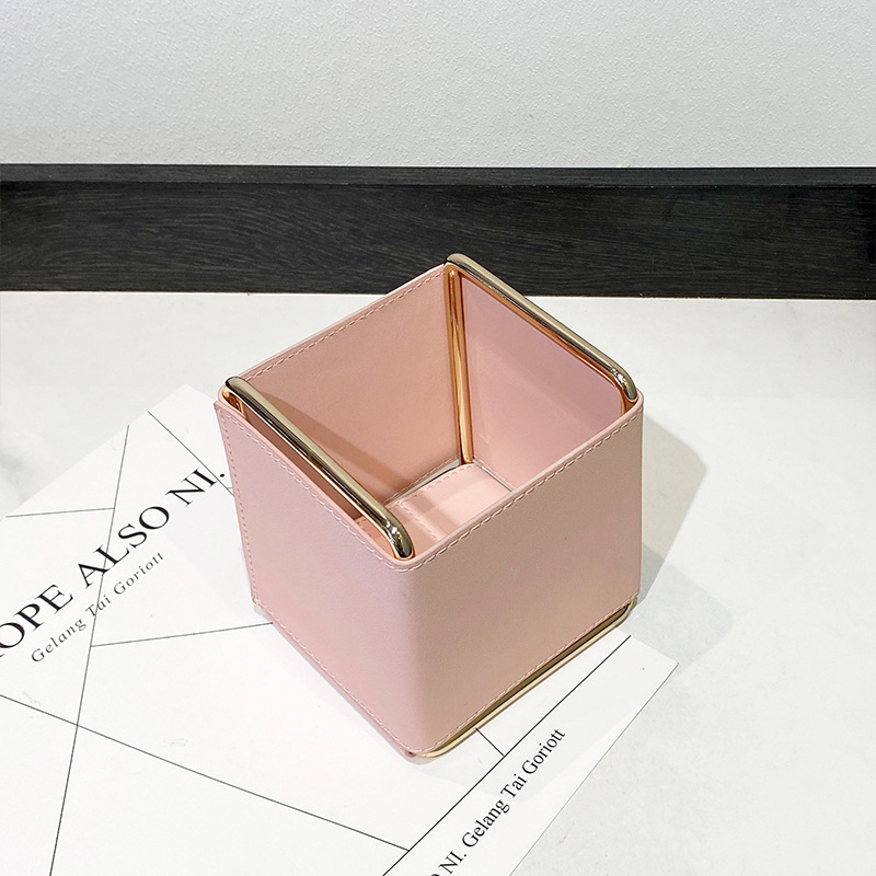 Ādas kosmētikas un juvelierizstrādājumu uzglabāšanas kubs – kubveida forma, galda un ceļojumu organizētājs, mūsdienīgs minimālisms