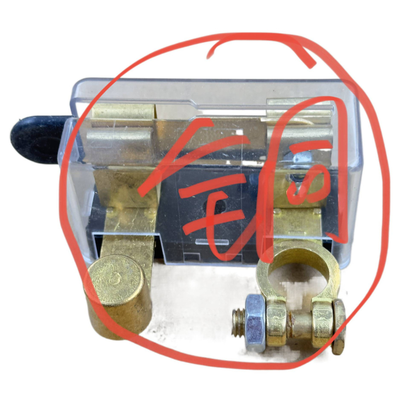 Autobaterijas atvienošanas slēdzis, divpolu, universāls, galvenais slēdzis pret noplūdēm