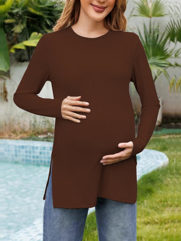 Grūtnieču top ar garām piedurknēm, apaļu kaklu un augstu griezumu apakšā, audums imitācijas kokvilnas-poliestera ar spandex, taisnais piegriezums.