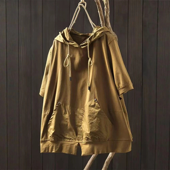 Sieviešu kokvilnas T-krekls ar kabatu un kapuci, īsām piedurknēm, brīvā piegriezuma, apaļais kakla izgriezums