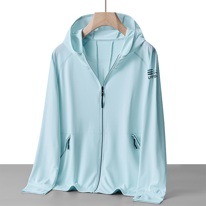 Kapucēta vasaras UV aizsardzības vējjaka, plāna poliestera maisījuma audums, elpojoša, ātri žūst, piemērots āra ceļojumiem