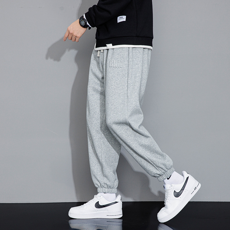 Férfi pamutkeverék casual sportnadrág őszre, egyenes szabás, középső derék, húzózsinóros zárás