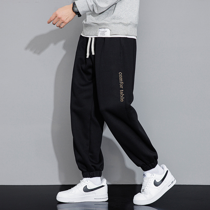 Férfi pamutkeverék casual sportnadrág őszre, egyenes szabás, középső derék, húzózsinóros zárás