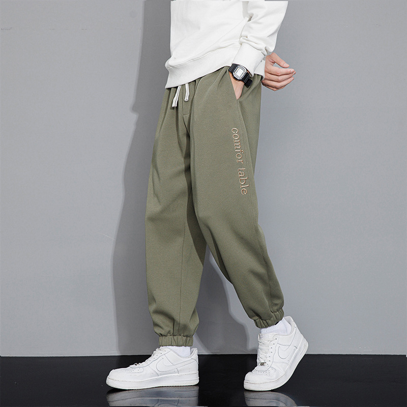 Férfi pamutkeverék casual sportnadrág őszre, egyenes szabás, középső derék, húzózsinóros zárás