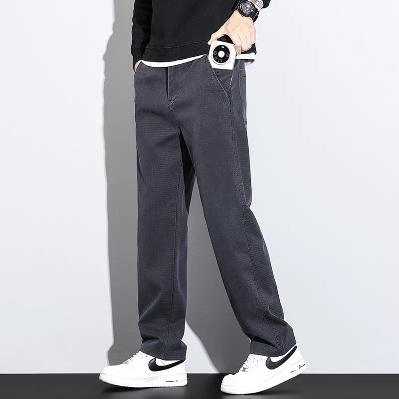 Férfi Lyocell anyagú nadrág fleece-belelt, egyenes szabású, középmagas derék, cipzáras és övvel, téli viselet