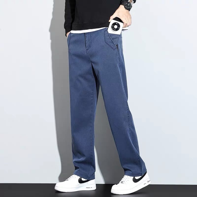 Férfi Lyocell anyagú nadrág fleece-belelt, egyenes szabású, középmagas derék, cipzáras és övvel, téli viselet