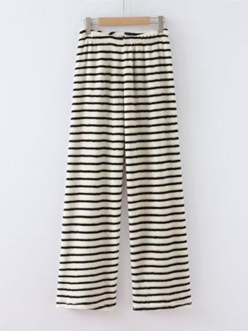 Fleece-béléssel ellátott, széles szabású nadrág csíkos mintával, természetes derékrész, tél 2025