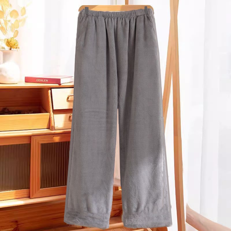 Fleece-béléssel ellátott, széles szabású nadrág csíkos mintával, természetes derékrész, tél 2025