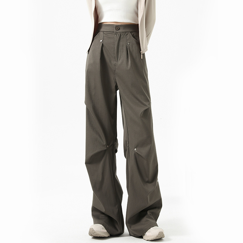 Pantaloni cargo cu nituri, talie inalta, captusiti cu fleece, croiala dreapta, poliester