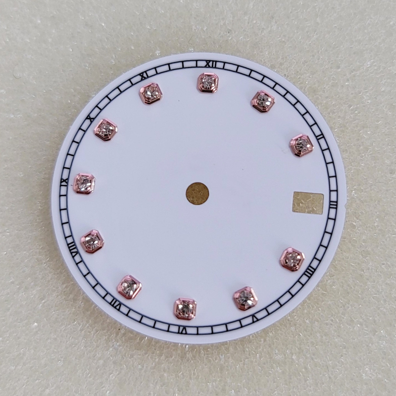 Modificētais NH35/NH36 automātiskais pulksteņa mehānisms (Izcelsme: Guangzhou; Iepakojums: 1 gab.; Importēšana: Nē; Licencēta privāta zīmola: Jā; Izvietošana: 2024. gada pavasaris)