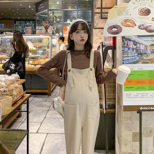 Grūtniecības overalls ar flīsa iekšējo oderi, brīvs piegriezums, vēdera atbalsts, viskozes šķiedra 30–50%, 2025 izdevums