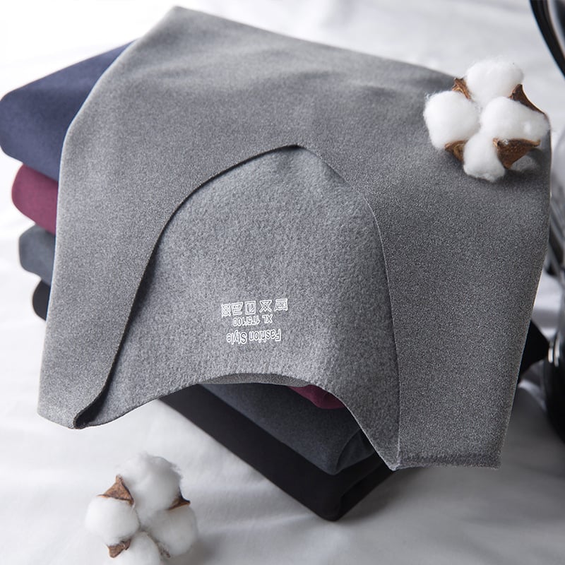 Laiade õlgadega vest – Lan Lan Ji; Kangas: segu Spandexist; V-kaelus; Lihtne stiil