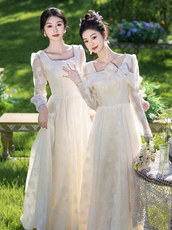 Nuotakos draugės suknelė — elegantiškas stilius, ilgos rankovės, kvadratinis iškirpimas, A linijos siluetas, poliesteris su elastanu, 2025