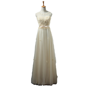 Estélyi ruha, A-vonalú hosszú hálóruha poliészter keverék külső anyaggal, klórozott rostokkal, bélés polietilén rostból; alkalmas esküvőre, strandra, szabadtéri rendezvényekre