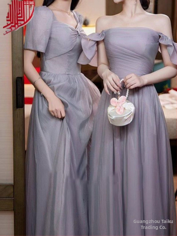 Pruutneitside kleit – A-liiniline lõige, U-kaelus, pikk kleit, satiin 395