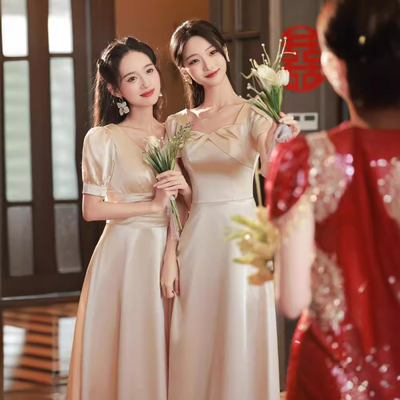 Pamergos suknelė satino, vasara 2022, pagrindinis audinys poliesteris 70–80%, antrasis audinys ≤30%, aukštos klasės