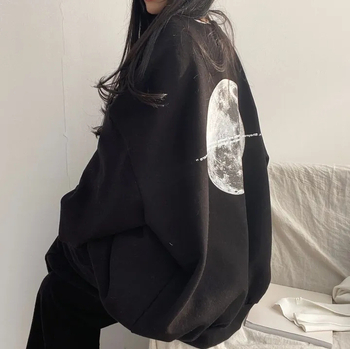 Pulover din bumbac cu imprimare text, croială lejeră, lungime medie, guler rotund, lansare vară 2024