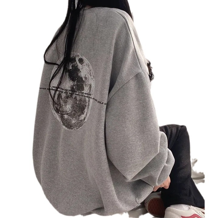 Pulover din bumbac cu imprimare text, croială lejeră, lungime medie, guler rotund, lansare vară 2024