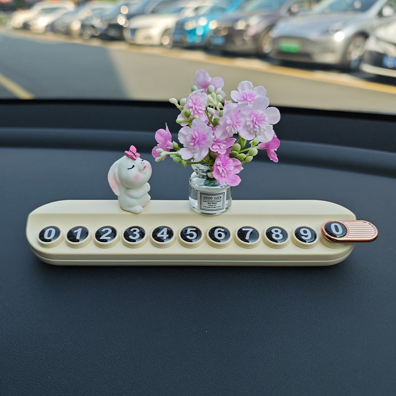 Automašīnas iekšējā rotājums īslaicīgai stāvvietai — mīļš karikatūru aromaterapijas dizains, plastmasa, nav pielāgojams, Handsome zīmols, tips: Cits