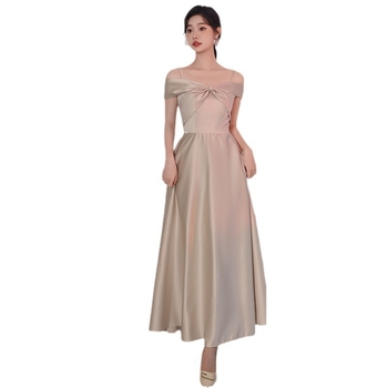 Jaunosios palydos suknelė, ilga, satinas, pavasario–vasaros 2024