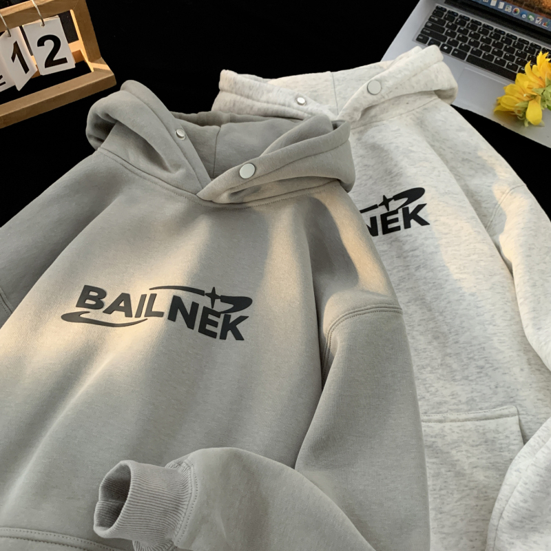 Hanorac cu glugă din fleece imprimat, croială lejeră, pentru bărbați