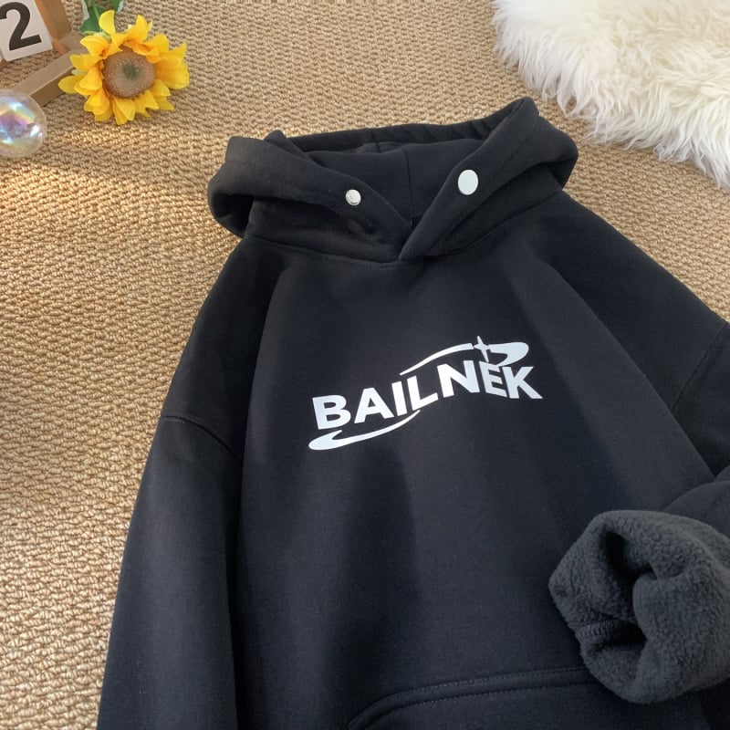 Hanorac cu glugă din fleece imprimat, croială lejeră, pentru bărbați