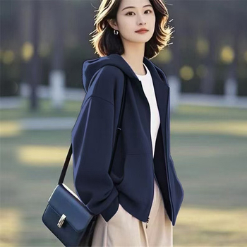 Női kapucnis cipzáros kardigán, pamut-poliészter keverék, minimalistás hétköznapi stílus, normál szabás, standard hossz