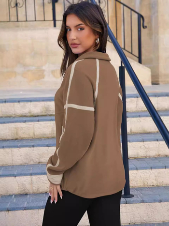 Női kapucnis pulóver cipzárral, hosszú ujjú, álló gallér, colorblock mintázat, zsebek