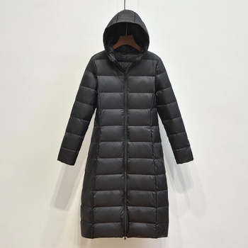 Sieviešu ziemas jaka ar kapuci, korejiešu stilā, garā līdz ceļgaliem, brīvā piegriezuma, pildījums no balta pīļu pūka