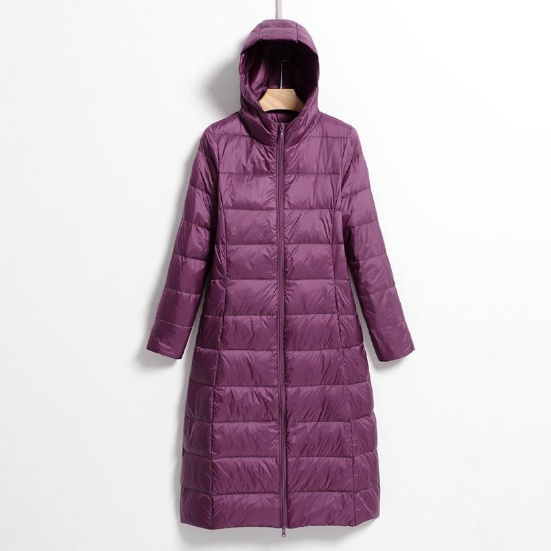 Sieviešu ziemas jaka ar kapuci, korejiešu stilā, garā līdz ceļgaliem, brīvā piegriezuma, pildījums no balta pīļu pūka