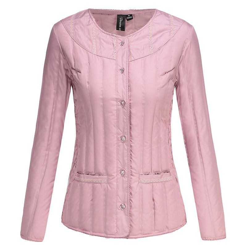 Sievietes šaura pūkaina jaka ar balto pīļu pūku – bez apkakles, vidēja garuma, gari piedurknēm, poliestera audums