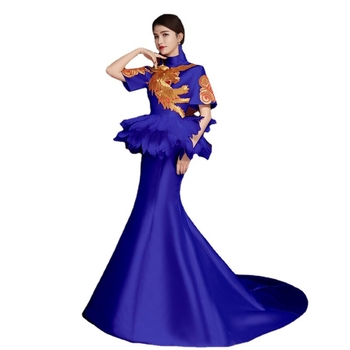 Hiina stiilis õhtukleit, varrukateta, sügav V-kaelus, tikandid, pikk A-liiniga