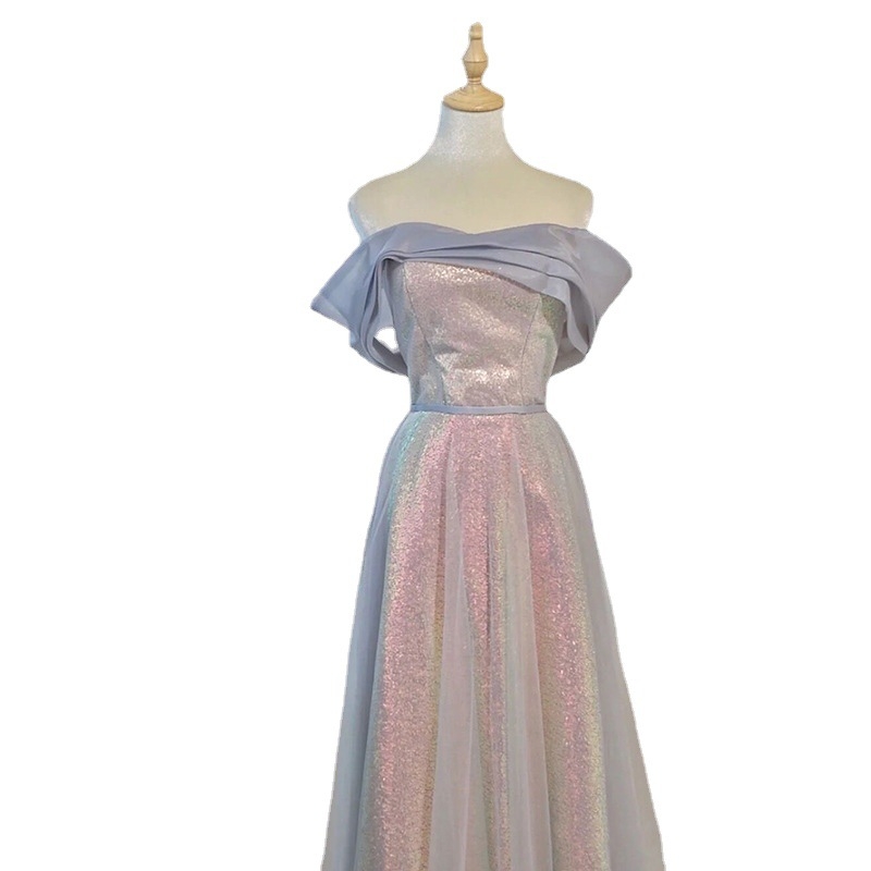 Pruutneitside kleit, polüester, A-liiniline siluett, 3/4 varrukad, talje keskel, pikk kleit