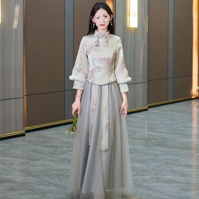 Hiina stiilis pruutneitsidekleit A-liinilise silueti, U-kujuline kaelus, ilma varrukateta, satiin 395