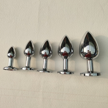 Izvadiva analna čep s repom lisice – Materijal: srebrna ili zlatna aluminijska legura – Za odrasle