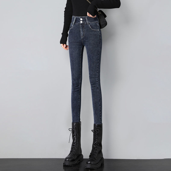 Női denim nadrág, magas derék, szűk ceruzaszárú fazon, cropped hossz, homokmosott felület (Denim; magas derék; ceruzaszárú; cropped; homokos mosás)