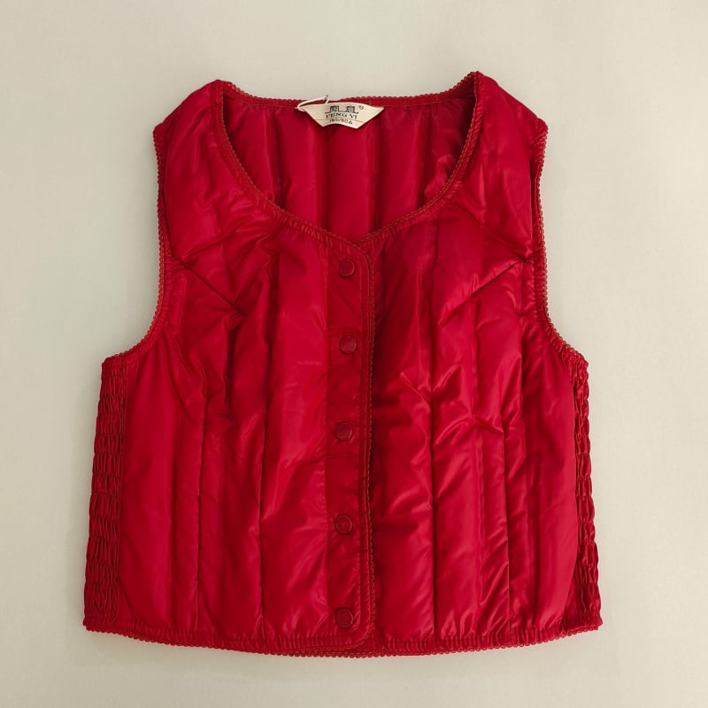 Fengyi sieviešu dūnu veste, īss siluets, apaļš kakls, priekšējais rāvējslēdzējs, pildījums: balta pīļu pūka, galvenā auduma sastāvs: poliester (95%+)