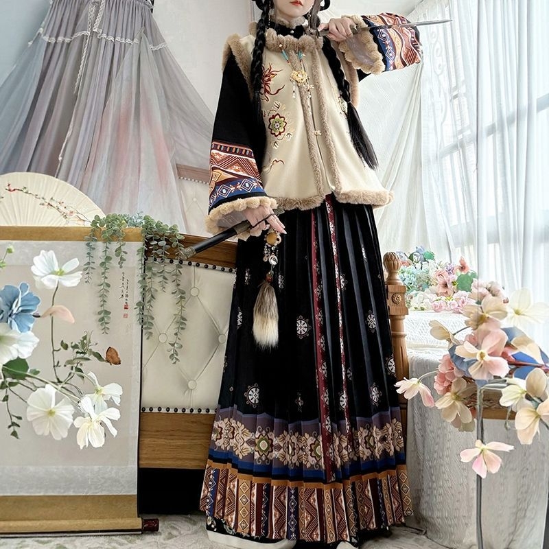 Tradicionāla ķīniešu kleita sievietēm nacionālā stilā – Chenille audums ar Spandex, pūkaina plisētā jaka un etniskais ziemas komplekts